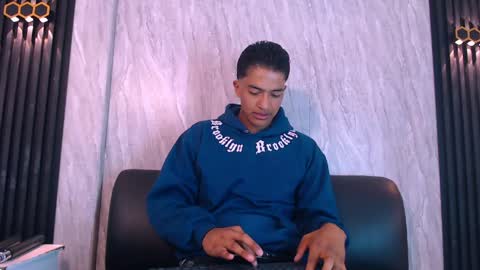 Max Wyatt online show from 06/05/26, 04:24