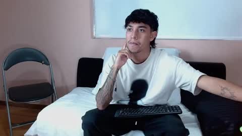 Snapshot of maxx_heatt chatting on 10/21/25, 09:26 Maxx online show from 10/21/25, 09:26