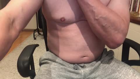 Max online show from 10/06/25, 03:26