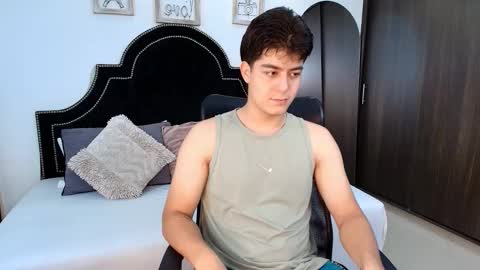 Maxxi online show from 09/20/25, 01:28