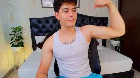 Maxxi online show from 10/01/25, 03:01