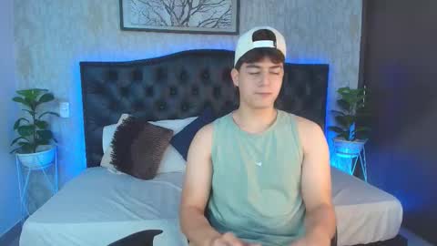 Maxxi online show from 11/27/25, 04:25