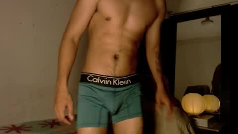 maxximus_10 online show from 01/10/25, 07:04