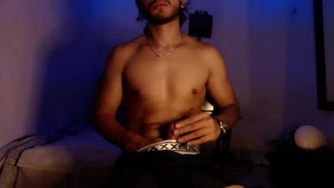 maxximus_10 online show from 01/25/25, 06:12