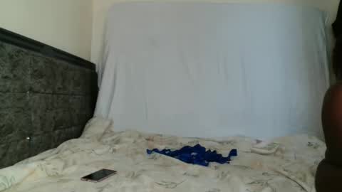 Snapshot of maxxinepetite chatting on 03/15/26, 07:03 maxxinepetite online show from 03/15/26, 07:03