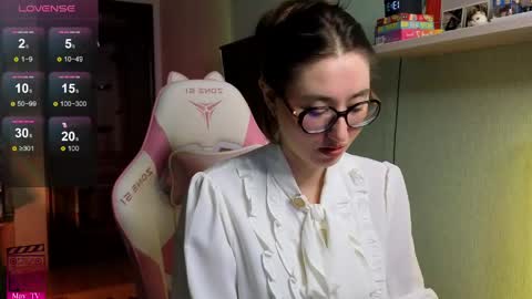 may_may_moon online show from 05/29/26, 10:35