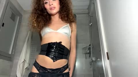 Maya transgirl online show from 10/17/25, 07:27