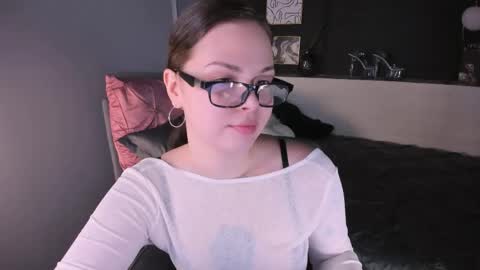 Snapshot of maya___muse chatting on 03/22/26, 02:09 Maya online show from 03/22/26, 02:09