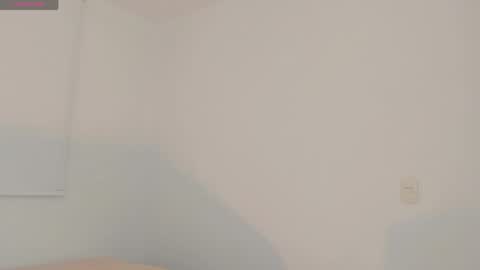 Snapshot of maya__fox chatting on 05/22/26, 12:18 OF mayitta19 online show from 05/22/26, 12:18