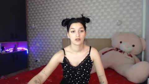 Snapshot of maya_and_guests chatting on 01/14/25, 11:53 Maya online show from 01/14/25, 11:53