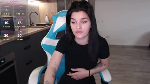 Snapshot of maya_and_guests chatting on 03/02/25, 10:56 Maya online show from 03/02/25, 10:56