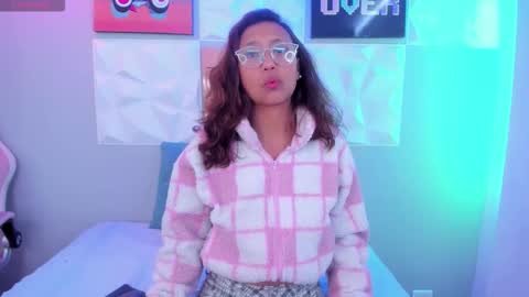 Maya online show from 12/16/25, 02:33