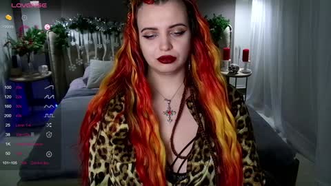 Maya Mils online show from 12/31/24, 04:06