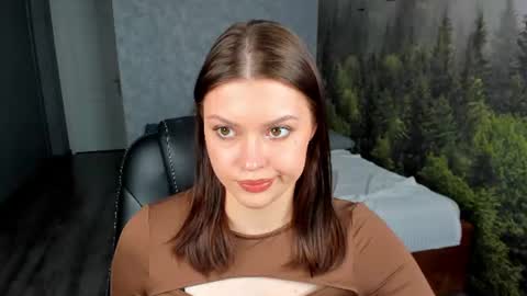 Snapshot of mayaamimi chatting on 06/11/26, 02:53 Mimi online show from 06/11/26, 02:53