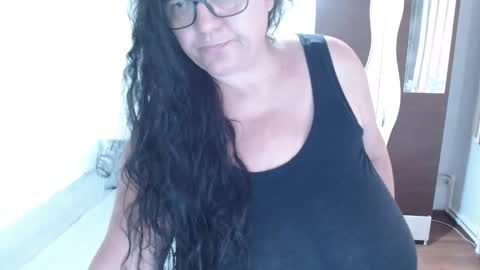 Snapshot of mayabbw50tits chatting on 09/17/25, 09:33 Maya online show from 09/17/25, 09:33