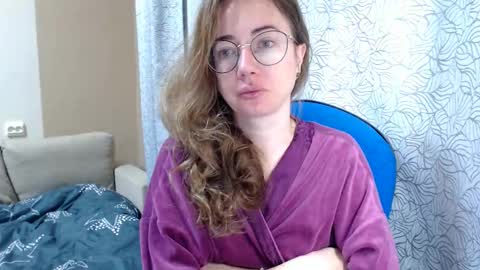 Maya online show from 09/29/25, 03:22