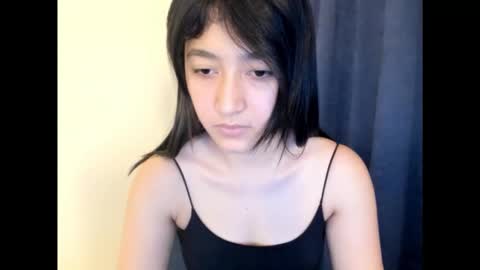 Snapshot of mayachka10 chatting on 09/13/25, 04:29 mayachka10 online show from 09/13/25, 04:29