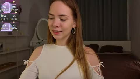 Snapshot of mayagreet chatting on 11/10/25, 09:14 My name is Kara online show from 11/10/25, 09:14