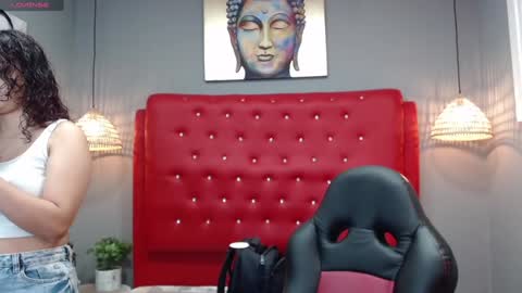 Maya online show from 12/09/24, 11:47