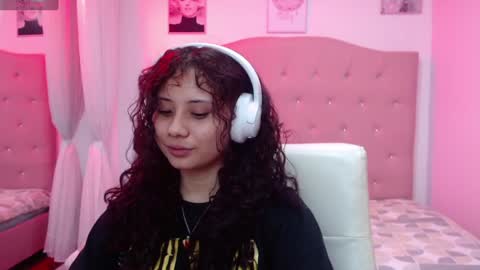Maya online show from 01/18/25, 02:55