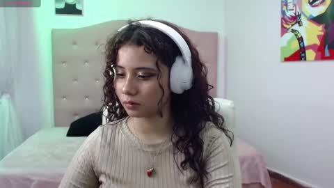 Maya online show from 02/21/25, 07:10