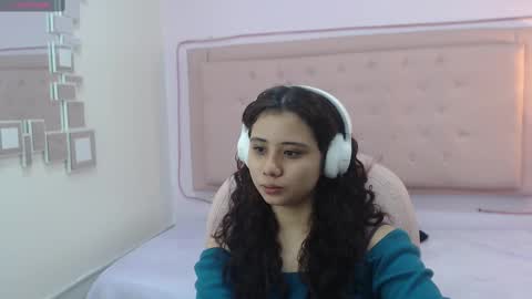 Maya online show from 03/02/25, 12:43