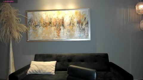 Maya online show from 11/30/25, 03:21