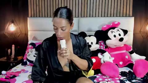 Nicolle Ruselle   Hello my lovely  schedule for great fun from  630 am and end 800 pm Colombian time I wait for you online show from 02/09/25, 06:16