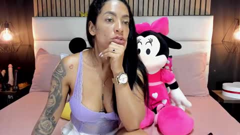 Nicolle Ruselle   Hello my lovely  schedule for great fun from  630 am and end 800 pm Colombian time I wait for you online show from 02/23/25, 02:46