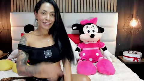 Nicolle Ruselle   Hello my lovely  schedule for great fun from  630 am and end 800 pm Colombian time I wait for you online show from 03/06/25, 02:41