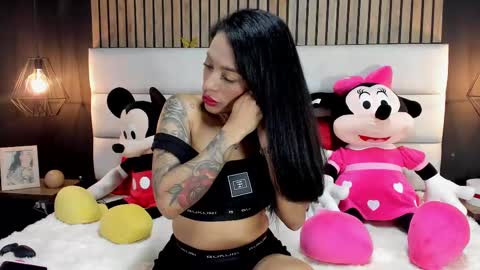 Nicolle Ruselle   Hello my lovely  schedule for great fun from  630 am and end 800 pm Colombian time I wait for you online show from 03/06/25, 12:19