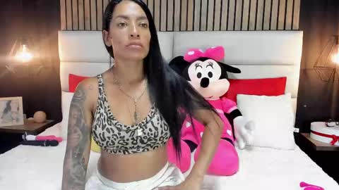 Nicolle Ruselle   Hello my lovely  schedule for great fun from  630 am and end 800 pm Colombian time I wait for you online show from 03/10/25, 11:27