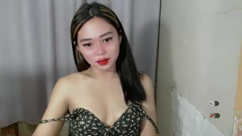 Snapshot of mayasally_ chatting on 01/25/25, 11:44 mayasally_ online show from 01/25/25, 11:44