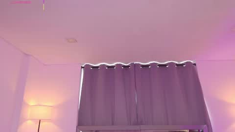Snapshot of mayavexx chatting on 05/29/26, 03:54 Maya Vexx online show from 05/29/26, 03:54