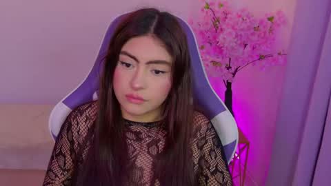 Snapshot of mayavexx chatting on 06/04/26, 04:46 Maya Vexx online show from 06/04/26, 04:46