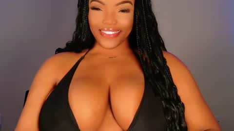 Snapshot of maybabi chatting on 10/31/25, 10:11 MayBabi online show from 10/31/25, 10:11