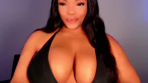 Snapshot of maybabi chatting on 11/26/25, 12:50 MayBabi online show from 11/26/25, 12:50