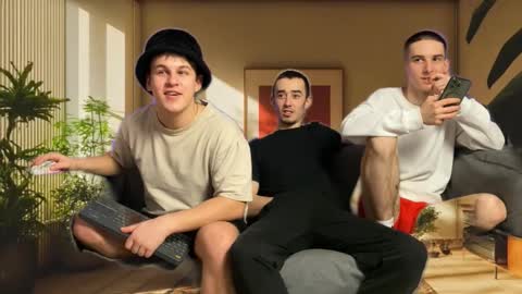 Snapshot of maygly chatting on 01/09/26, 12:13 Slava and Alextatto online show from 01/09/26, 12:13
