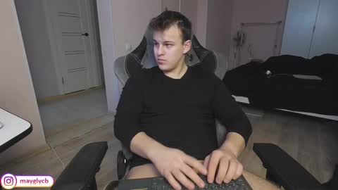 Snapshot of maygly chatting on 03/08/26, 06:06 Slava and Alextatto online show from 03/08/26, 06:06