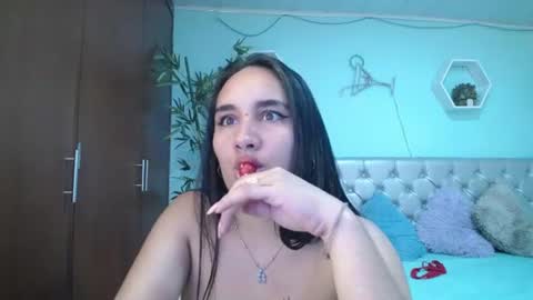 Maylin  online show from 07/14/26, 10:21