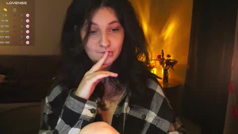 Mary  . online show from 12/04/25, 05:39