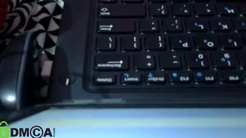 Mayra online show from 09/23/25, 07:22
