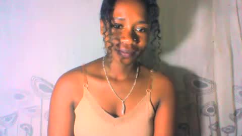 mayrah online show from 01/12/25, 07:53