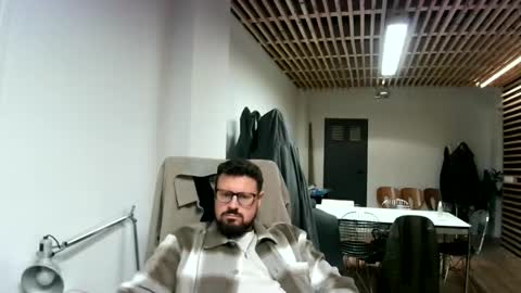 maythe4bwu online show from 10/23/25, 11:14