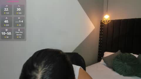 Mayu KIm online show from 11/20/25, 11:10