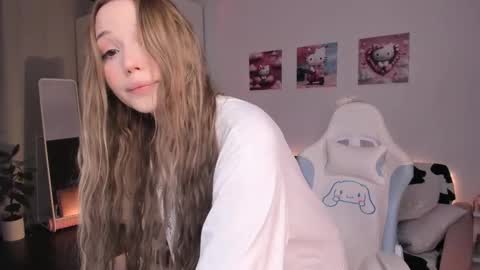  Mila  online show from 02/10/25, 03:35