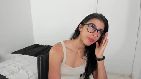 mazikeen_18 online show from 07/17/26, 02:02