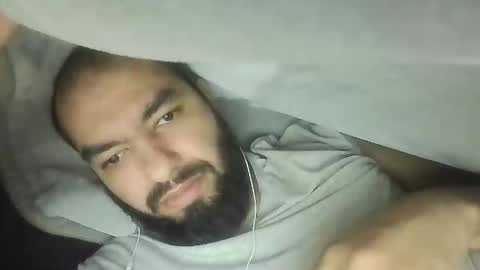 Snapshot of mazza04 chatting on 05/10/26, 02:39 mazza04 online show from 05/10/26, 02:39