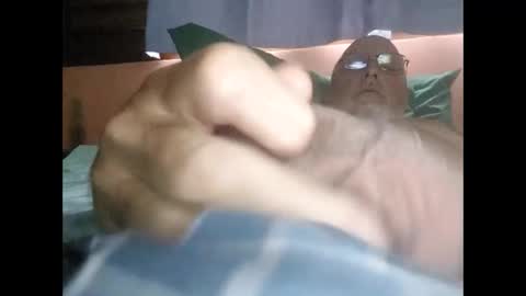 Snapshot of mbravo420 chatting on 11/12/25, 01:22 mbravo420 online show from 11/12/25, 01:22