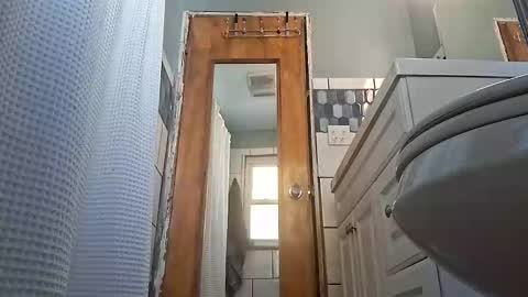 Snapshot of mcmuffin1827 chatting on 11/03/25, 02:51 Mcmuffin1827 online show from 11/03/25, 02:51